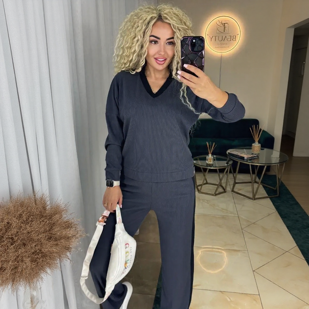 Lucy I Costume d'hiver avec col en V